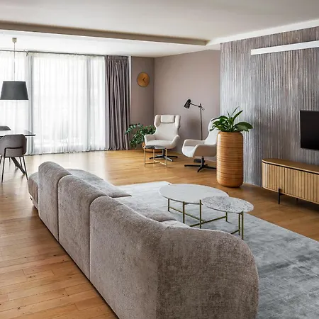Karlin Apartment *