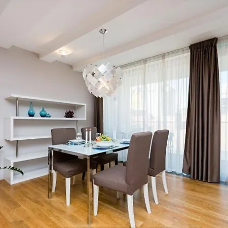 Διαμέρισμα Karlin