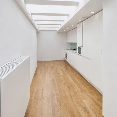Karlin Apartment *