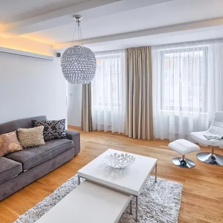 Wishlist Residences - Karlin Apartment *