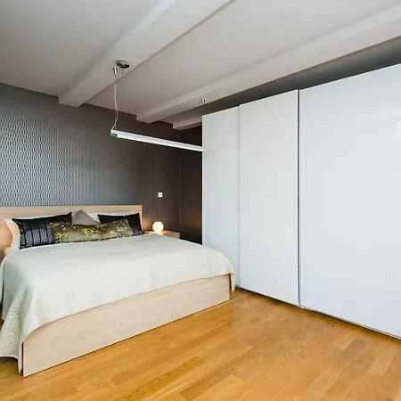Wishlist Residences - Karlin Apartment Prague
