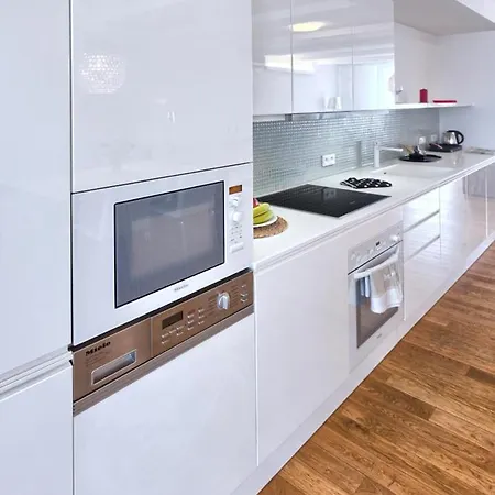 Wishlist Residences - Karlin Apartment